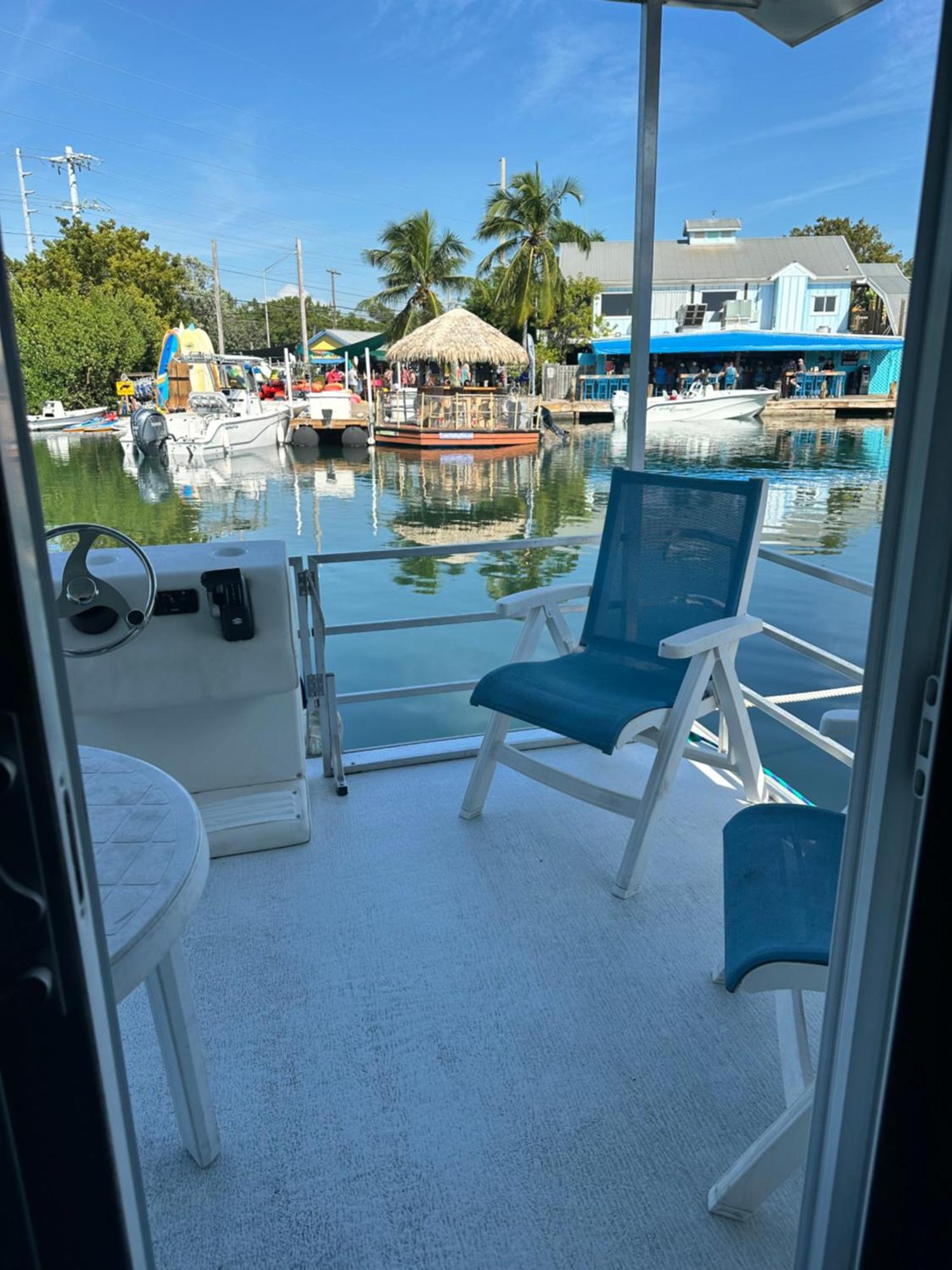 Aqua Lodges At Hurricane Hole Marina Stock Island Exterior foto