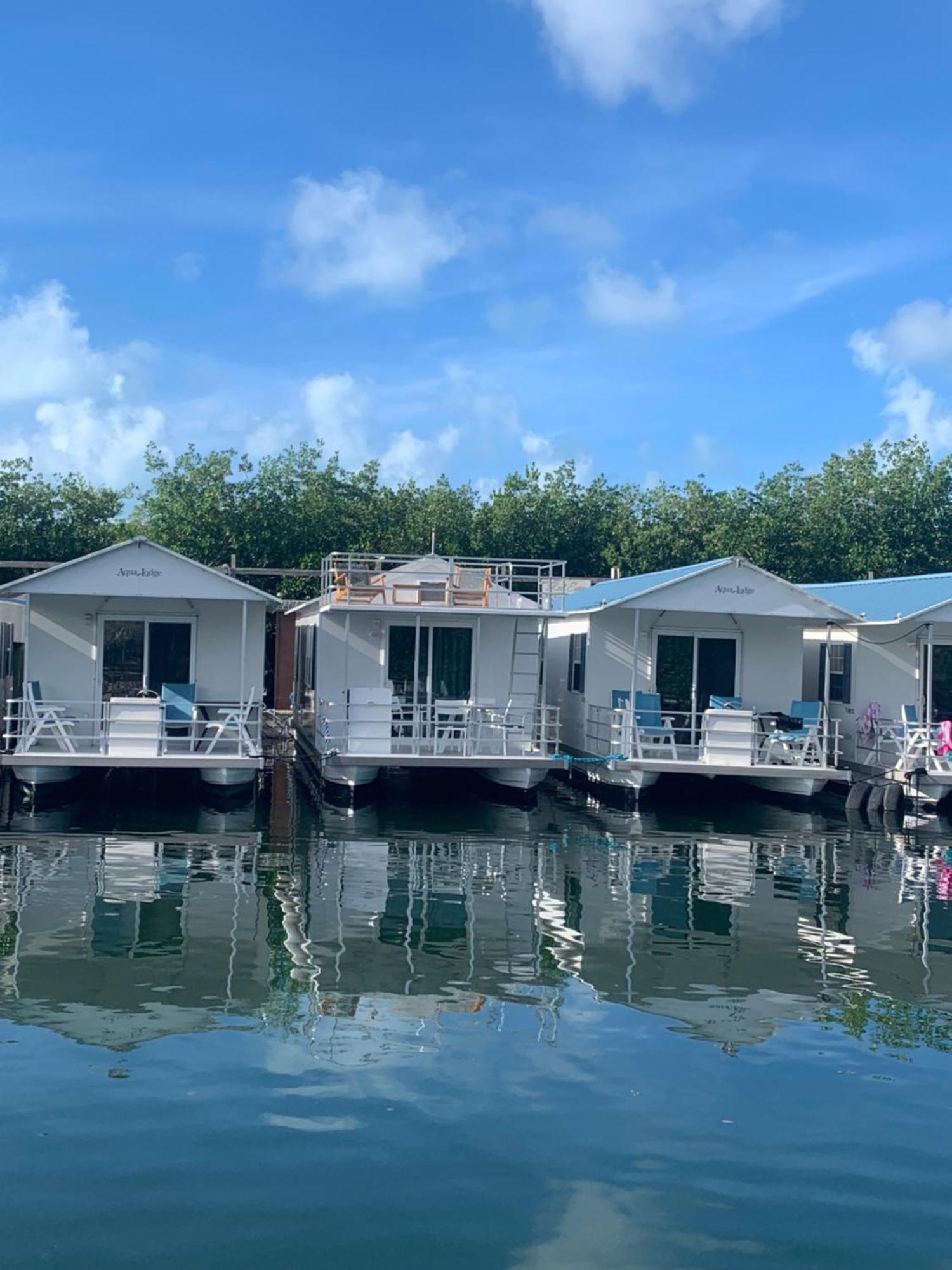 Aqua Lodges At Hurricane Hole Marina Stock Island Exterior foto